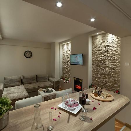 Gold Apartman Вършац Екстериор снимка