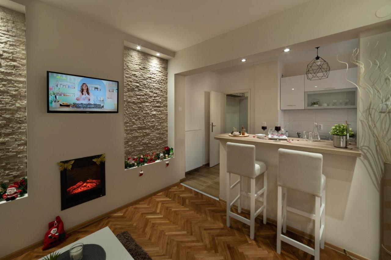 Gold Apartman Вършац Екстериор снимка