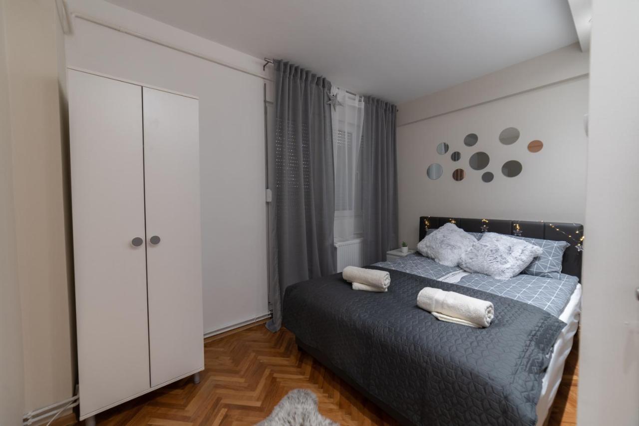 Gold Apartman Вършац Екстериор снимка